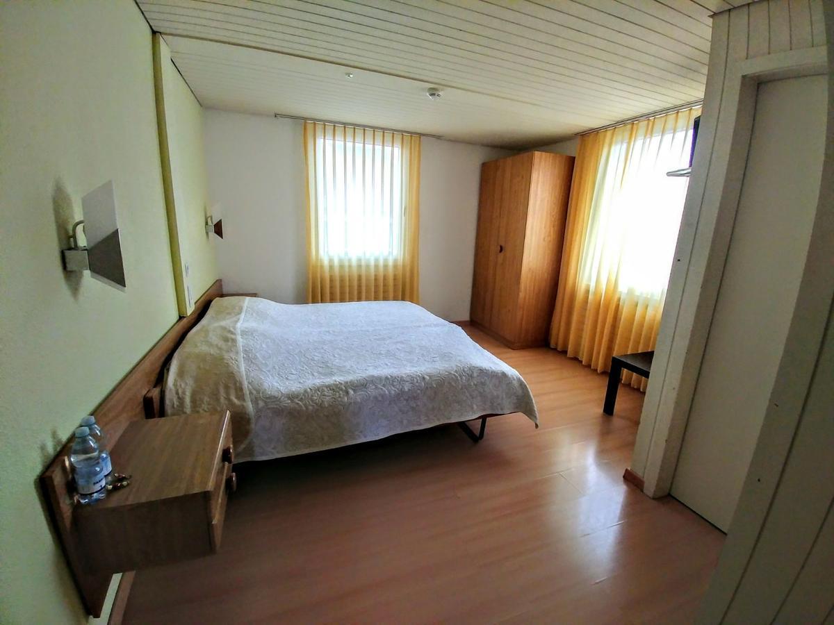 Hotel Deja Vu Сарганс Екстериор снимка